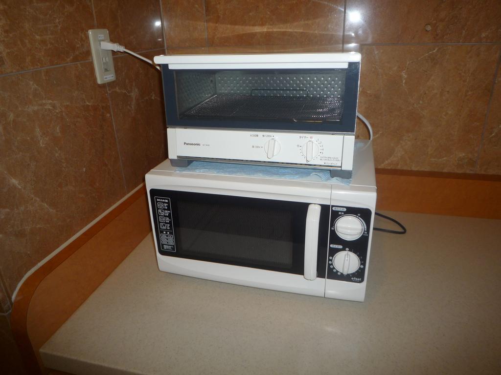 Toyoko Inn Hakata Nishi-Nakasu Фукуока Экстерьер фото