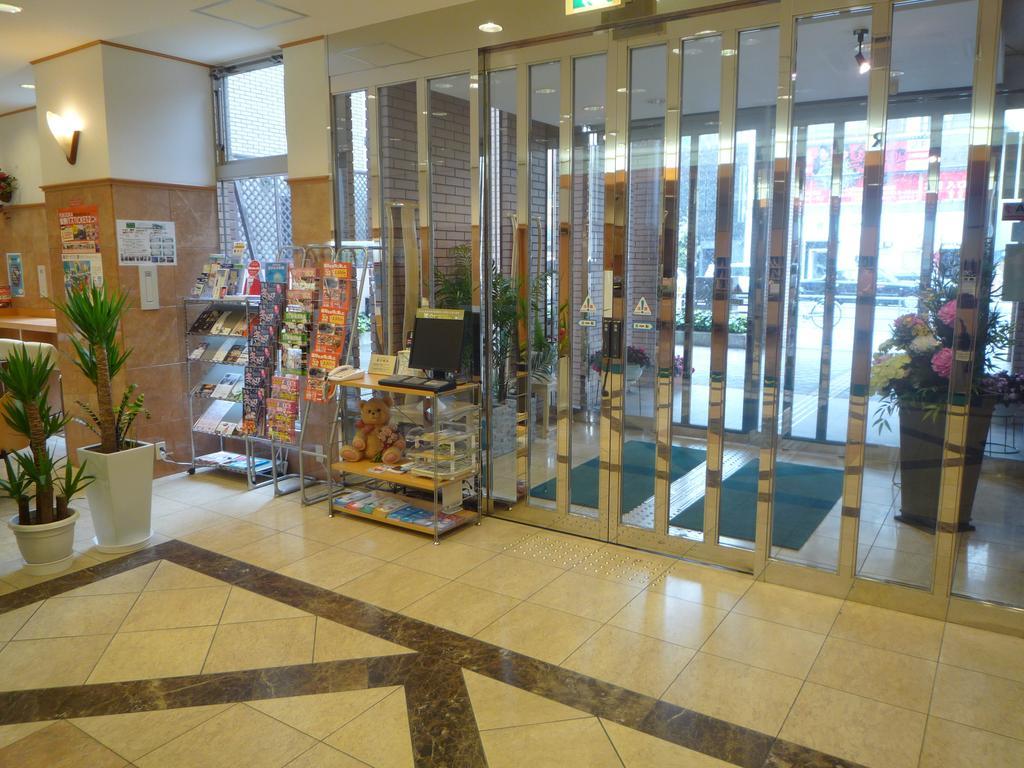 Toyoko Inn Hakata Nishi-Nakasu Фукуока Экстерьер фото